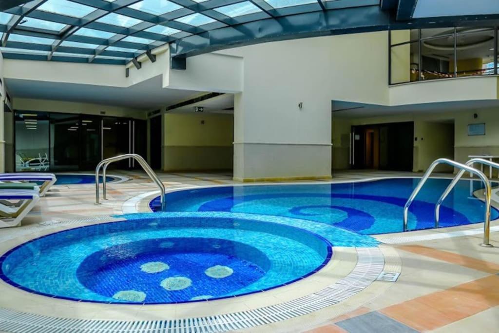 Time Place Towers, Marina Appartement *